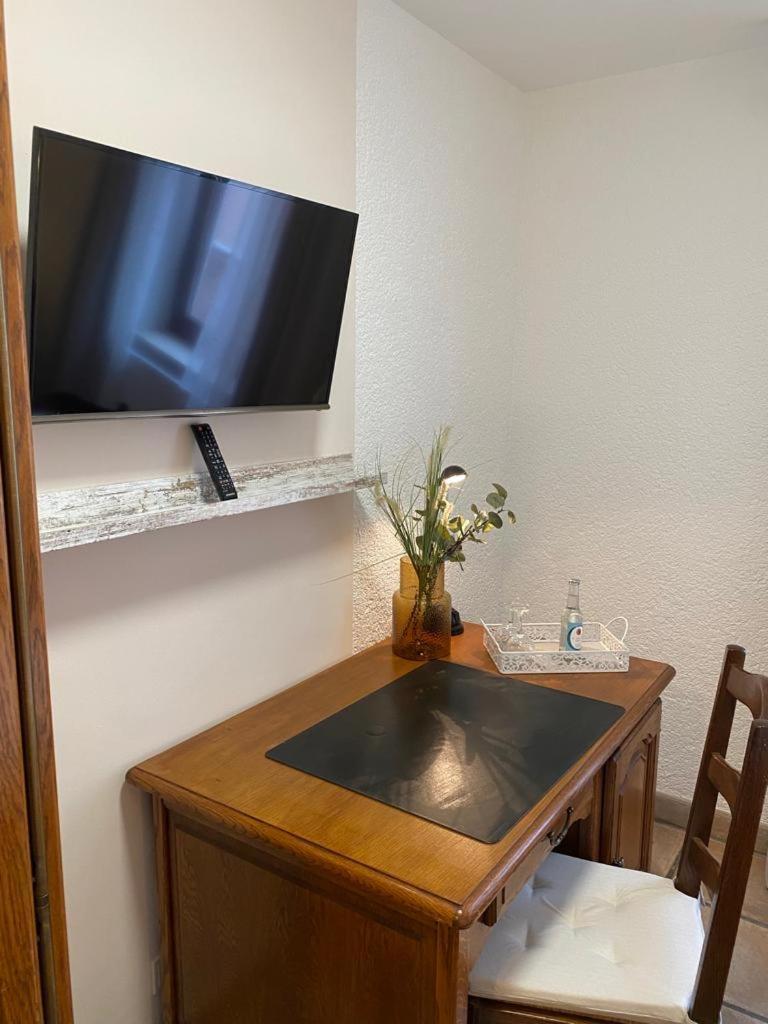 Hotel Zur Linde سارلويس المظهر الخارجي الصورة